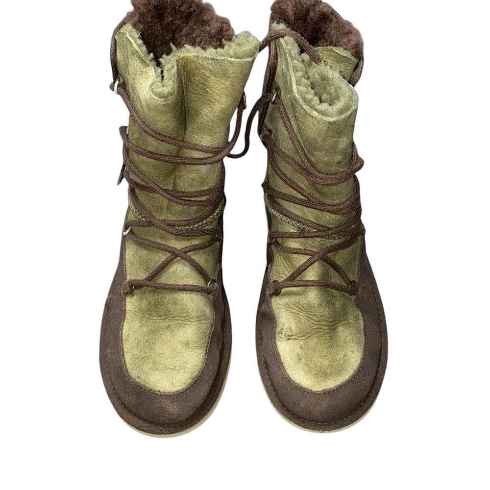 Ugg Boots Youth Girl's Australia 1013289K Eliss Boots
Size 6